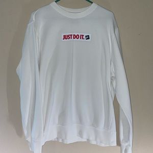 Nike Crewneck Pullover Sweatshirt Just Do It Logo White/Red Mens Size Medium